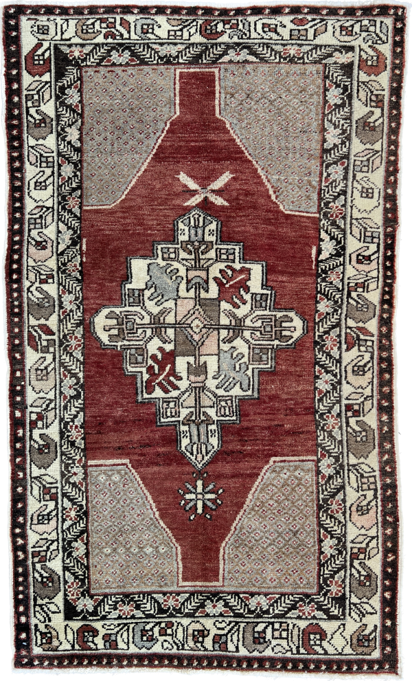 Traditional Moore Turkish floor rug