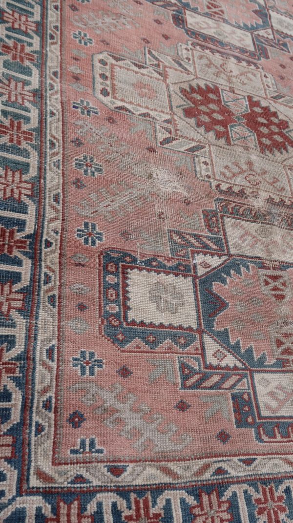 Handwoven Turkish rug in Florence pattern