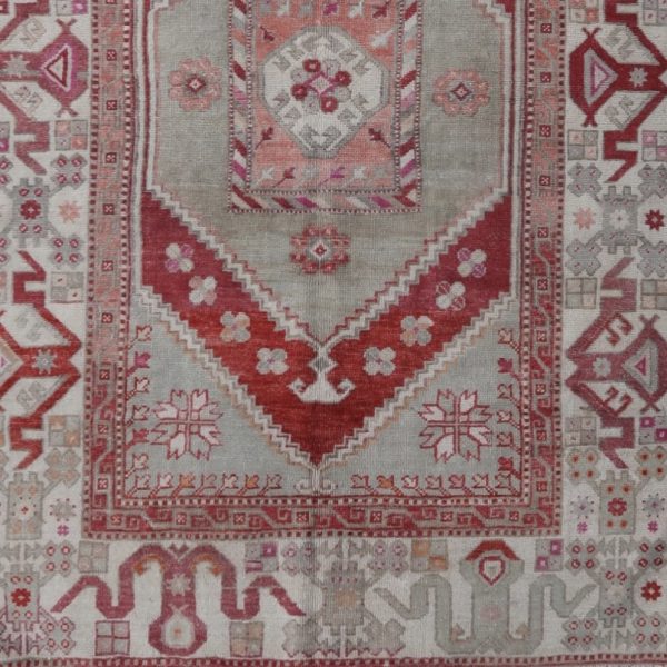 Hallie Vintage Turkish Rug - 5’2 X 7’10
