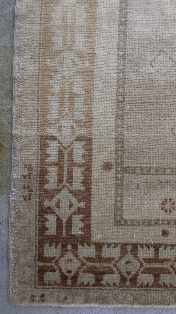 Decorative Olivia vintage Turkish rug